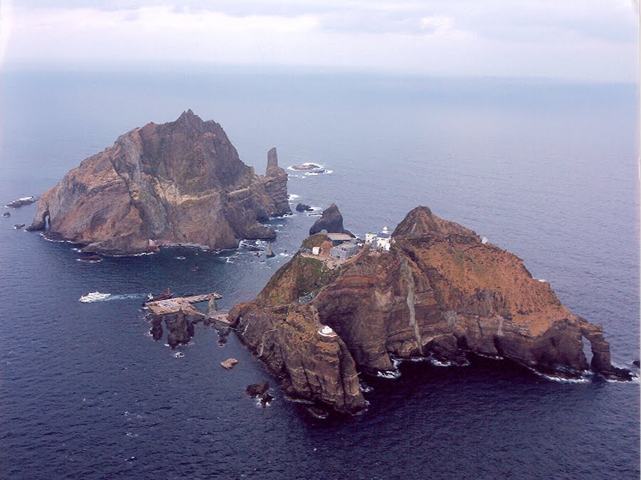[dokdo.jpg]