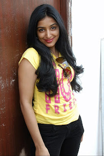 Padma Priya Hot Photos