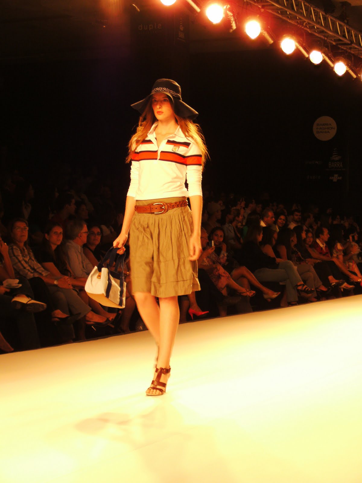 [PICT0048.JPG]