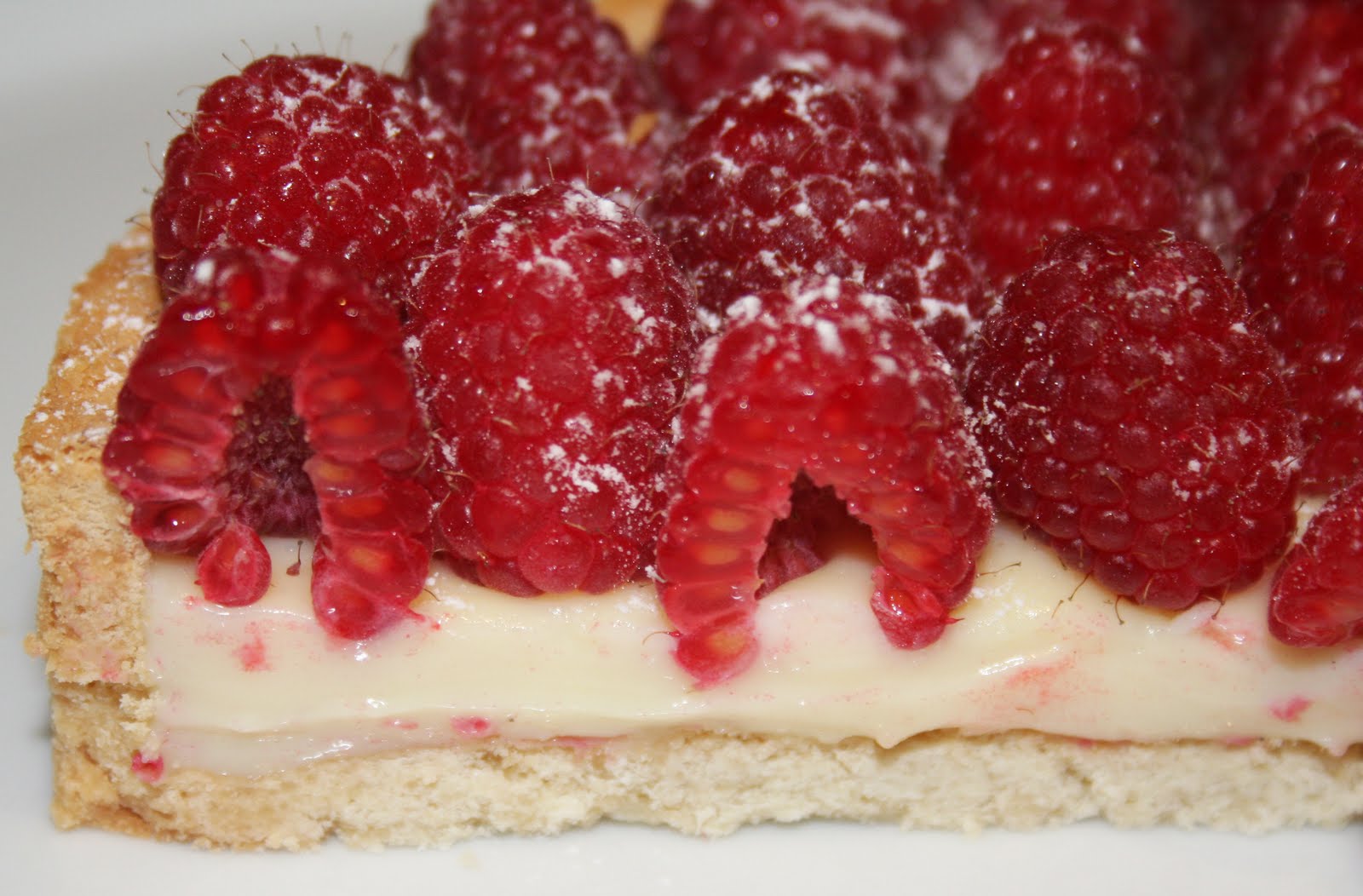 [tarte+aux+framboises+038.jpg]