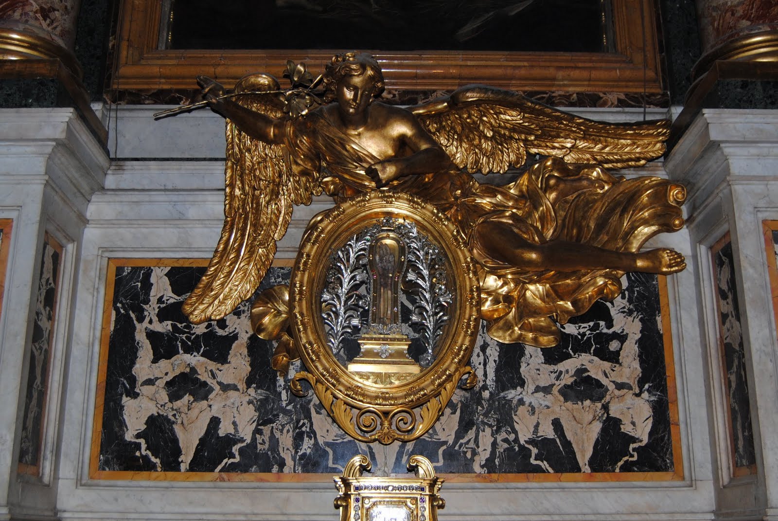 Orbis Catholicus Secundus Incorrupt Right Arm of St. Francis Xavier