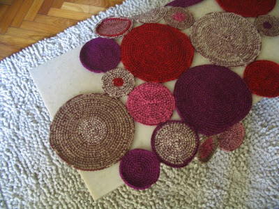 alfombra circular1 - Centro de mesa tejido