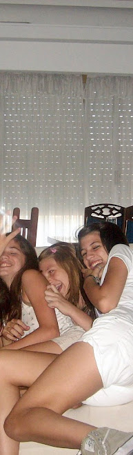 ajajaj.-. las amo ♥