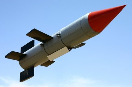 [Fotolia_missile.JPG]
