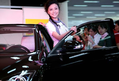 Auto show babes in Nanjing 