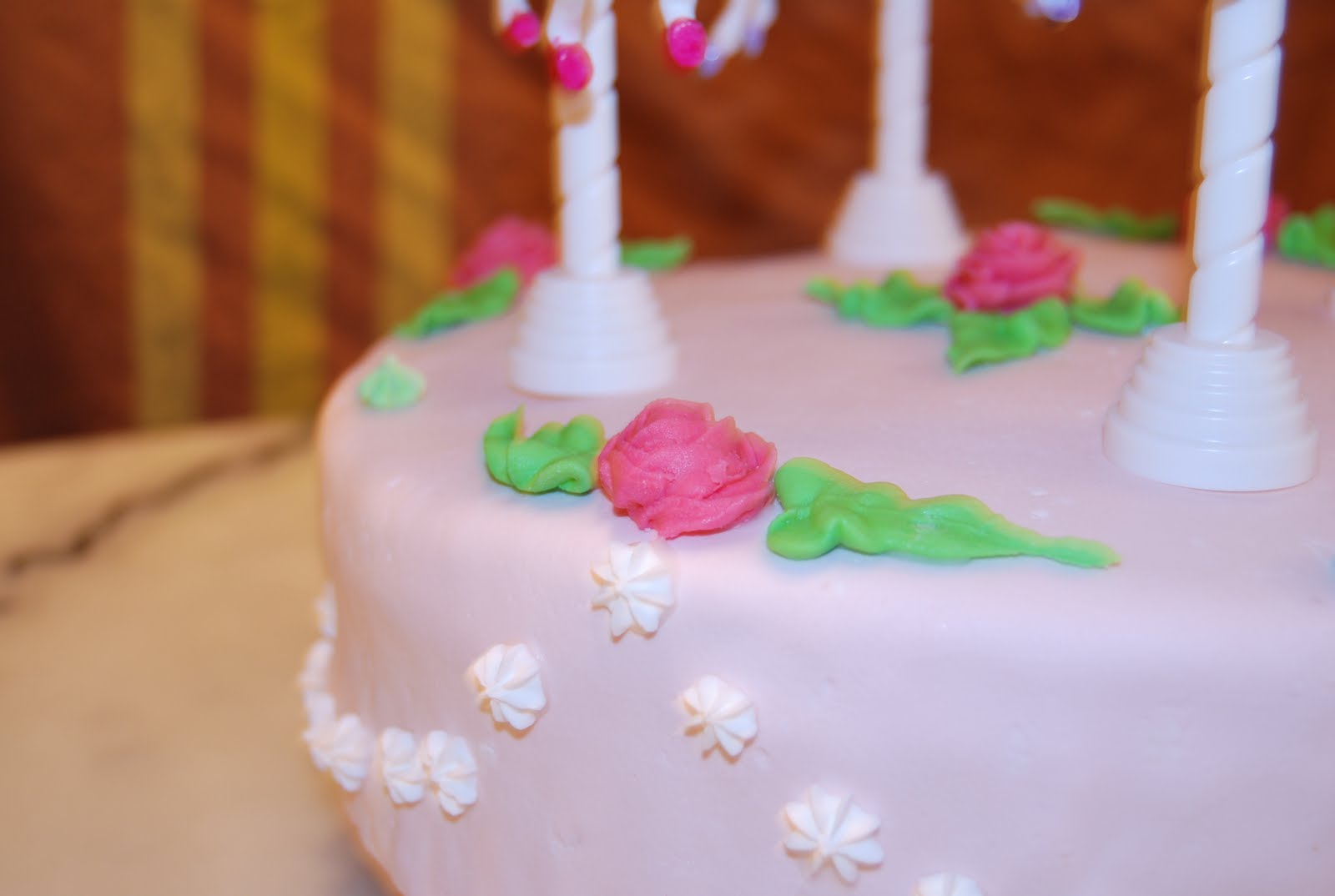 Les Gateaux D Emmaetdida Gateau Caroussel Pour Les 7 Ans De Ma Fille