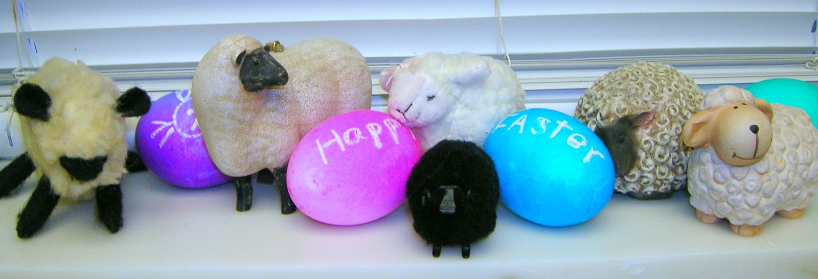 [Easter.jpg]