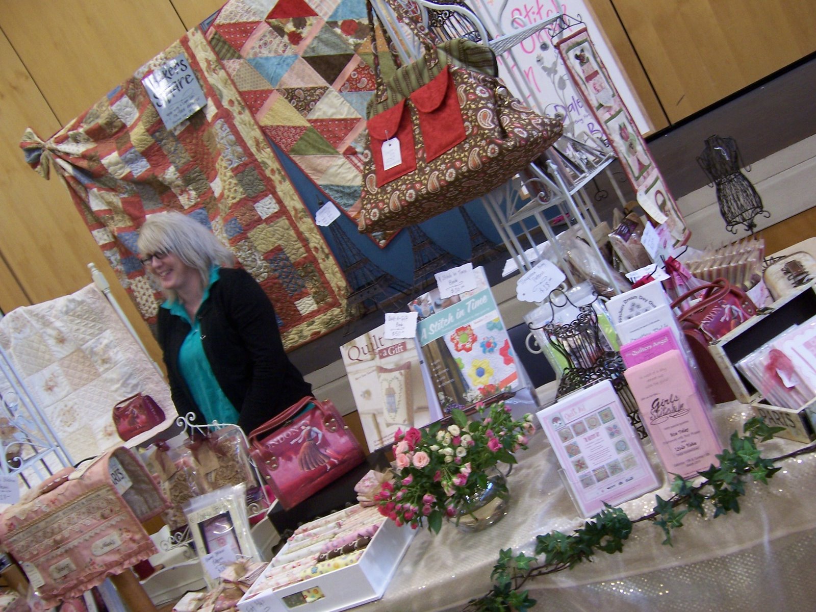 Toowoomba Quilters Club Inc Merchant Mall A first for our Exhibition