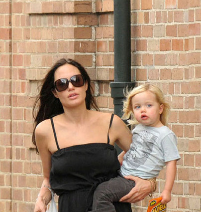 [angelina-jolie.jpg]
