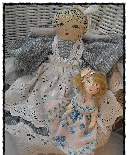 IsabellasCloset my try at making a paper mache' doll