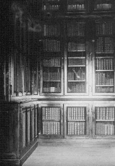 [biblioteca.JPG]