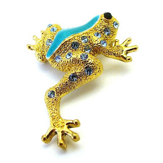 Gold+frog+brooch.jpg
