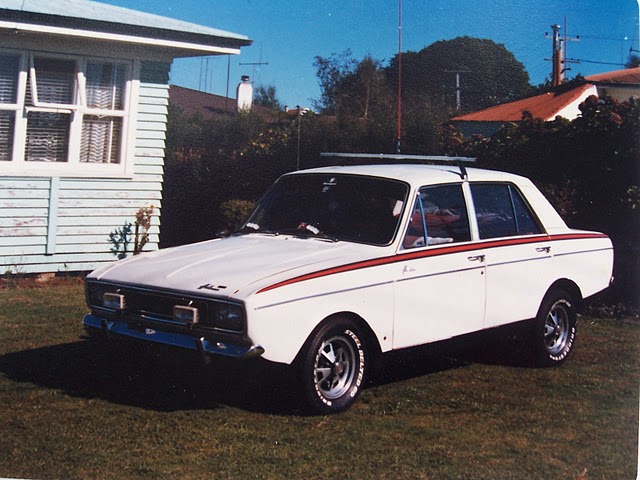 Old photograph of a 1968 Hillman Hunter in New Zealand