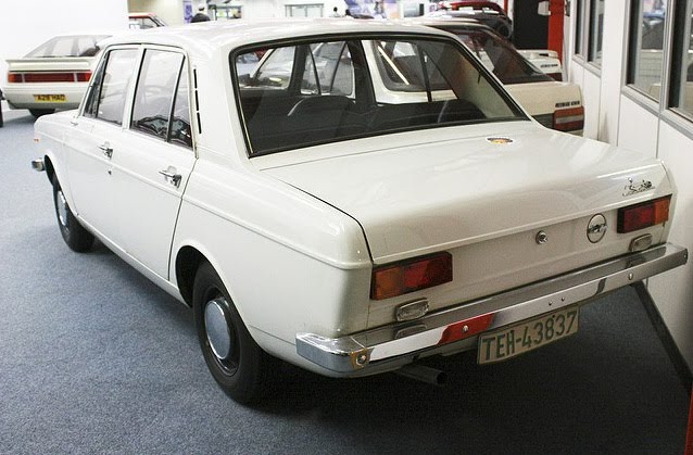 An actual Paykan displayed at Coventry Transport Museum