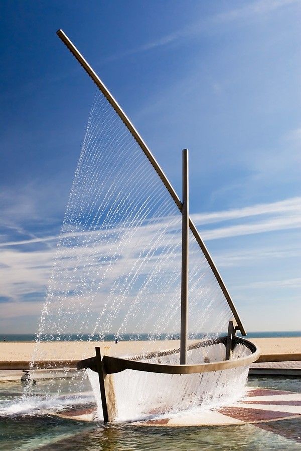 [water+sculpture.jpg]