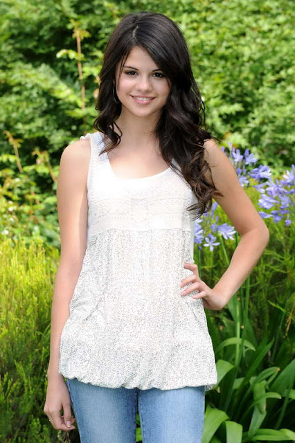 Selena Gomez in Beautiful Fashionable Model on Adorable Flower Garden Girl Photoshoot Session