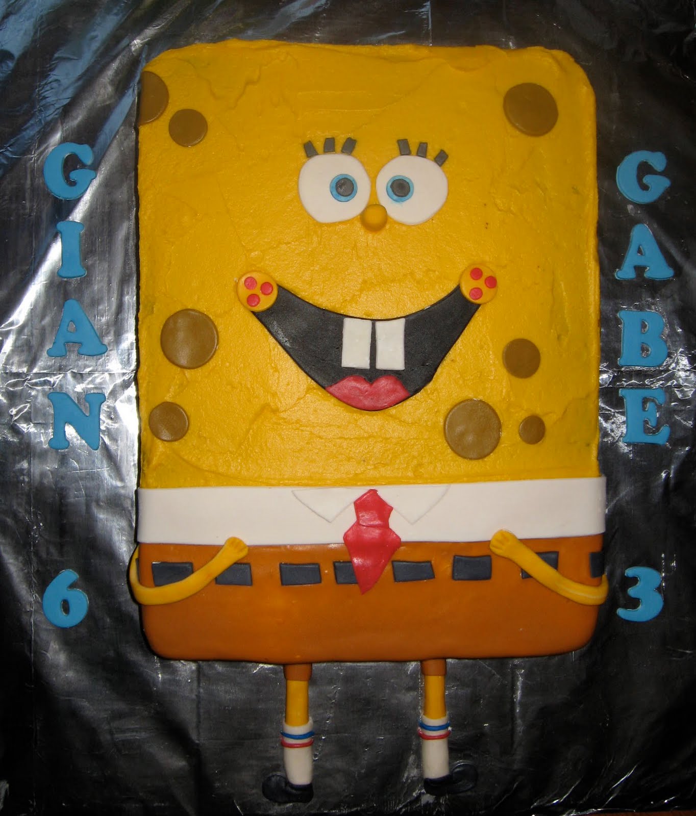 My Life as a MOM: Who lives in a pineapple under the sea ...