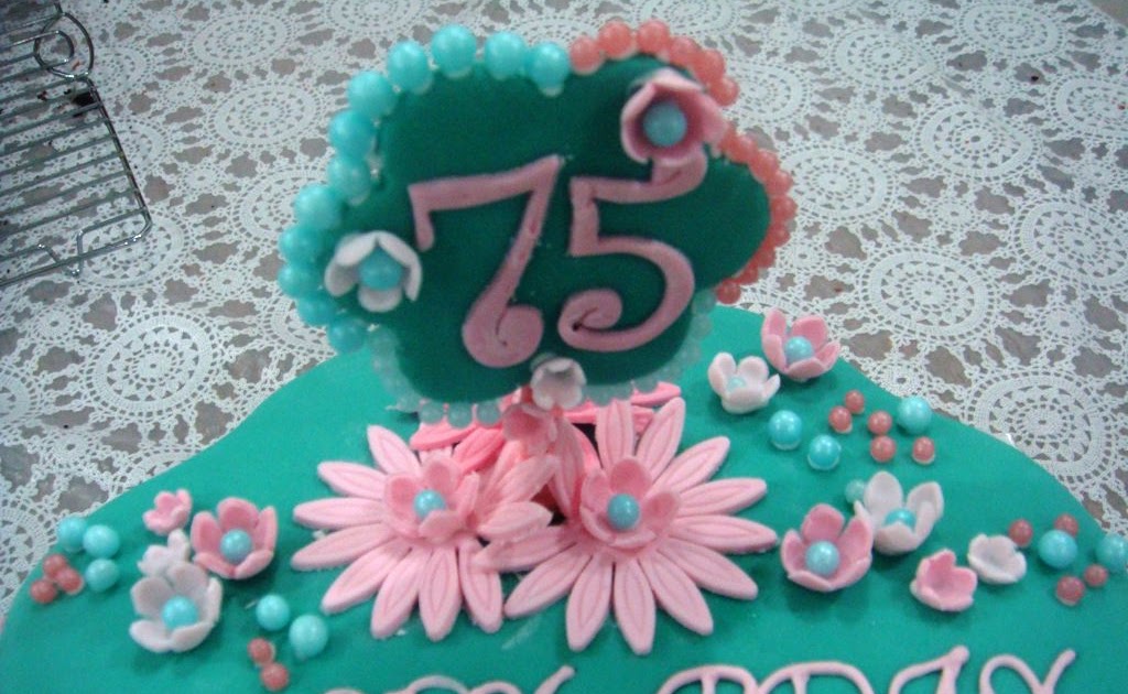 CitsCakes: For a moms 75th birthday cake