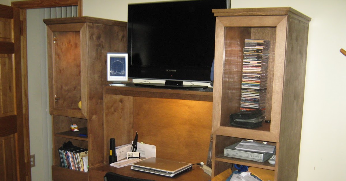 FERNANDEZ CABINET: MUEBLE DE ENTRETENIMIENTO: TELEVISOR, COMPUTADORA