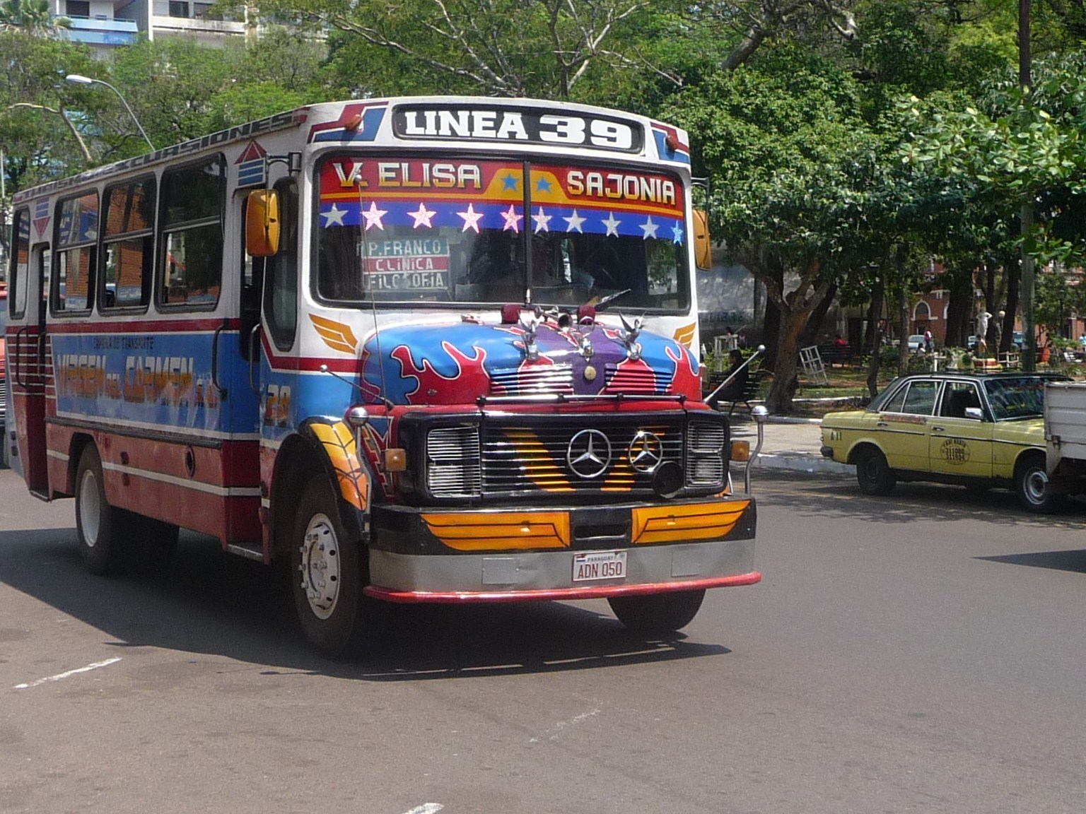 [BUS.JPG]