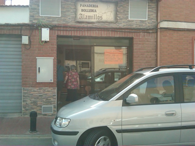 [TIENDA+VELILLA+DE+SAN+ANTONIO.jpg]