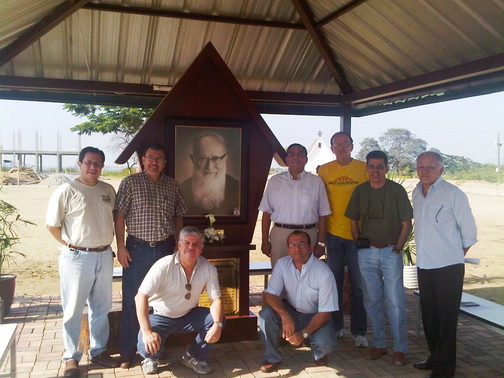 [Madrugadores+Guayaquil++Oct+03+2009.jpg]