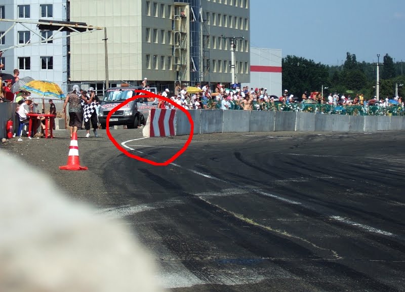 [b6295b7e06ecc5c4d36d3c3dbede.jpg]