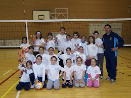 "Campeonas Voleibol Benjamín y Subcampeonas Voleibol Alevín, 2.010".