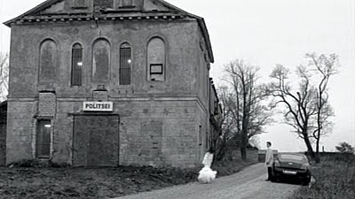 [180099_01.jpg]