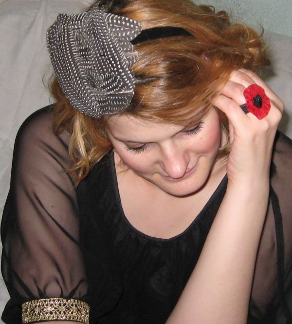 [feathers+headband+1.jpg]