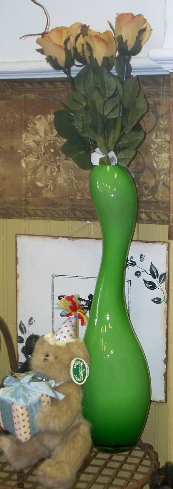 [tall+vase+green.jpg]