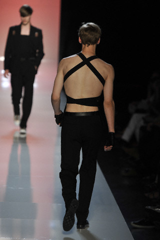 [Fashion_Men.jpg]