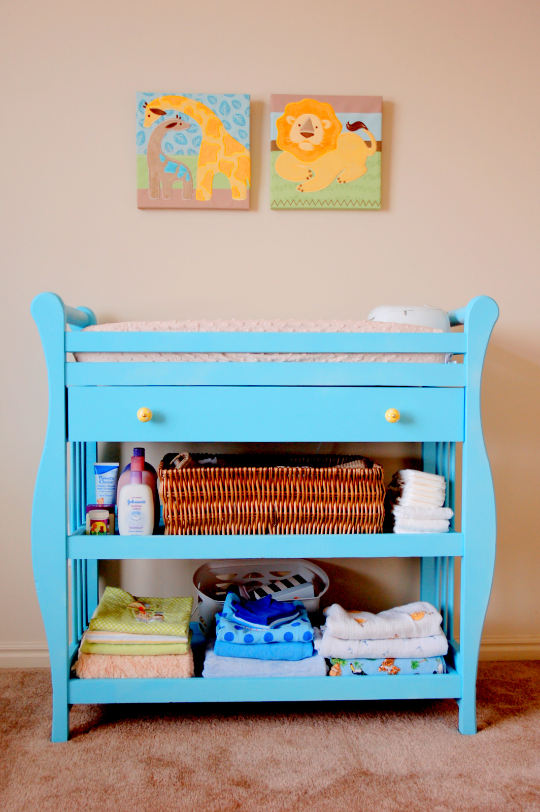 restlessrisa Changing Table Facelift