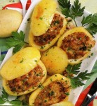 http://1.bp.blogspot.com/_dQvB1lUUpB8/TKzBV2Tpv9I/AAAAAAAAADU/9dJ0wahrwzc/s1600/patate+ripiene.jpg