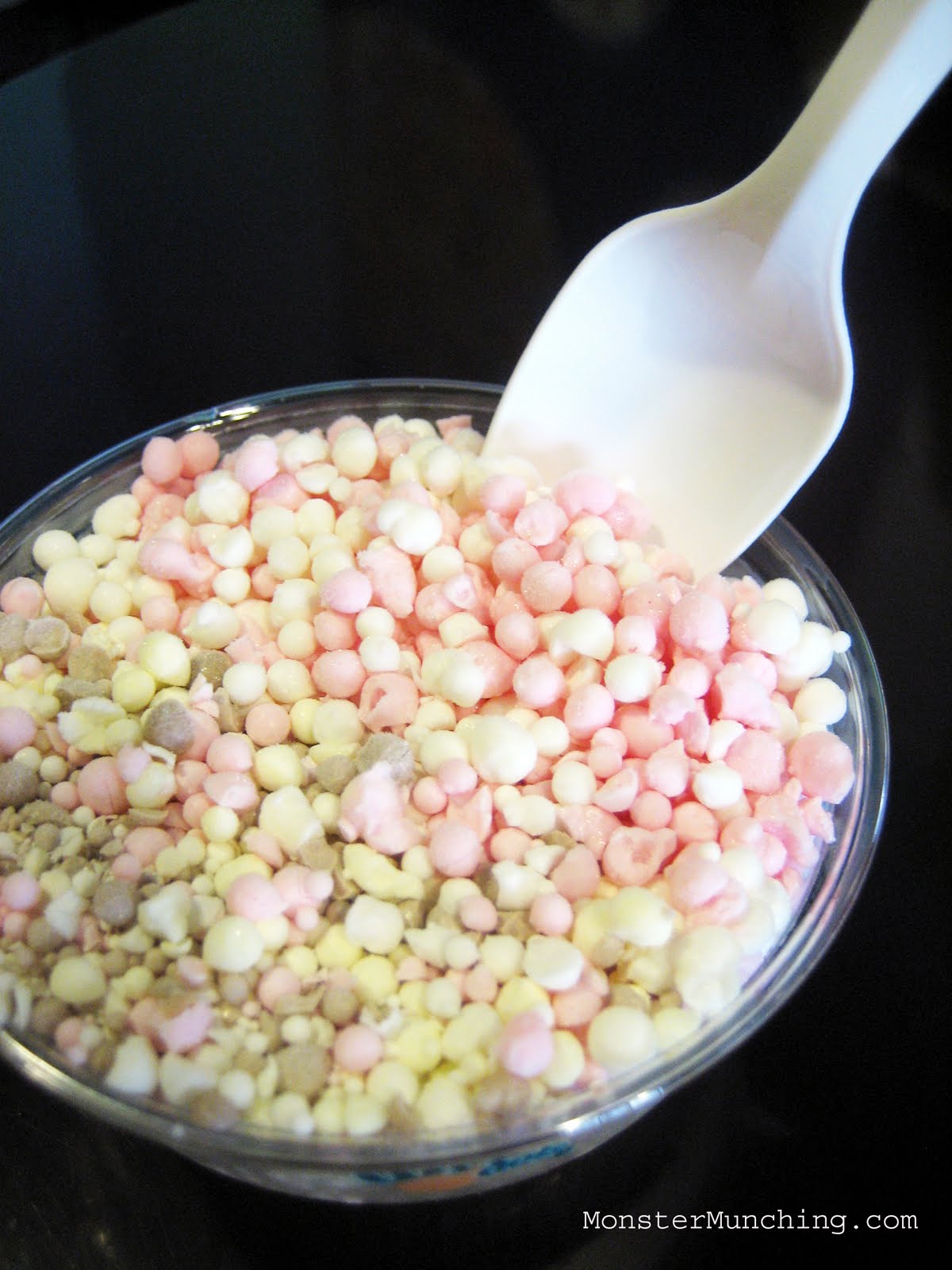 NEW Dippin' Dots Frozen Dot Ice Cream Maker Kid's Kitchen Machine