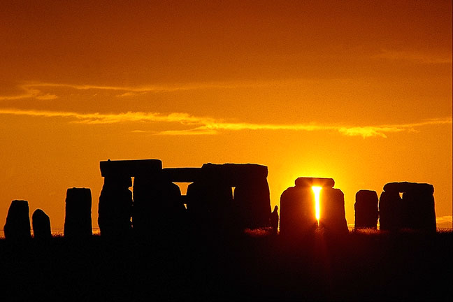 stonehenge_sunset_big.jpg