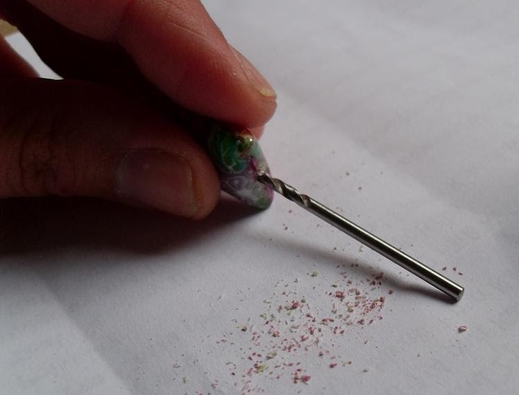 Zuleykha's polymer clay Enlarging holes in beads without a drill