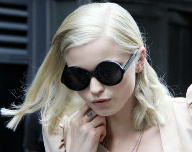 Abbey Lee Kershaw Goes Blonde At Nyfw The Front Row View