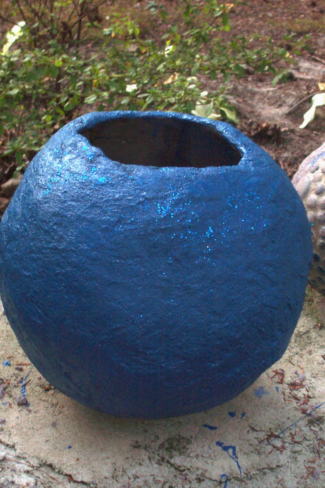 Betsy's Wildwood Home: Garden Sphere is finished - finally!