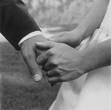 [Sul+Romanzo_mani.jpg]