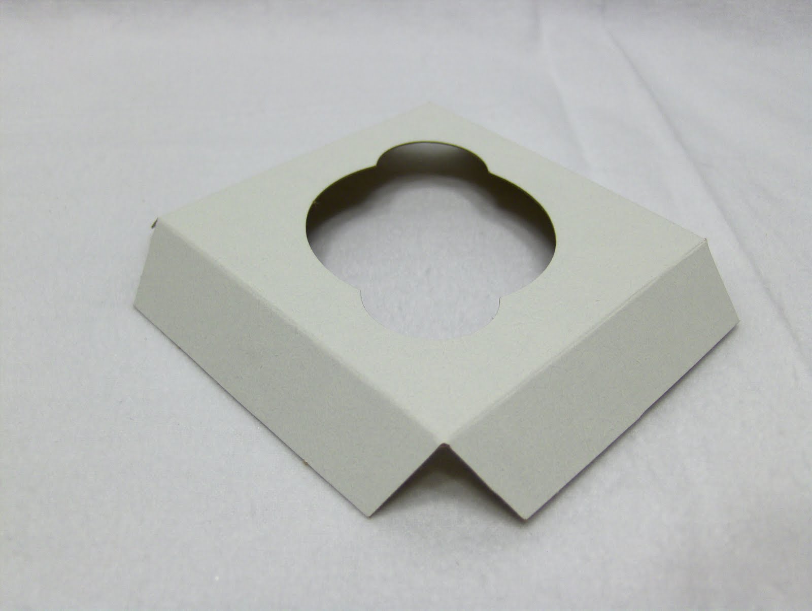 Packaging Cupcakes