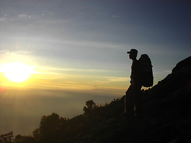 Sunset di Puncak Ciremay