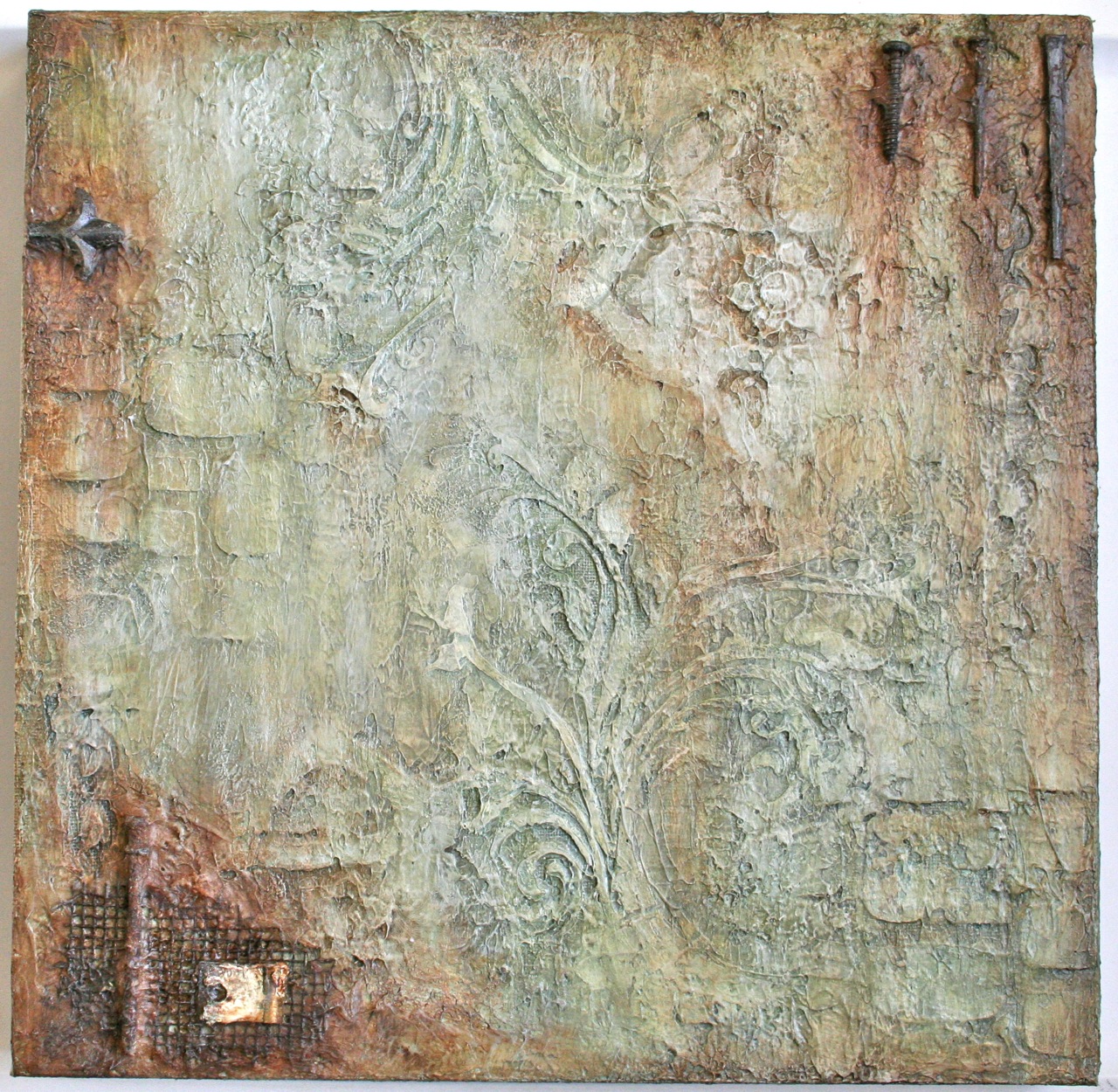 E Makes Art Crumbled Rusty Garden Wall Painting