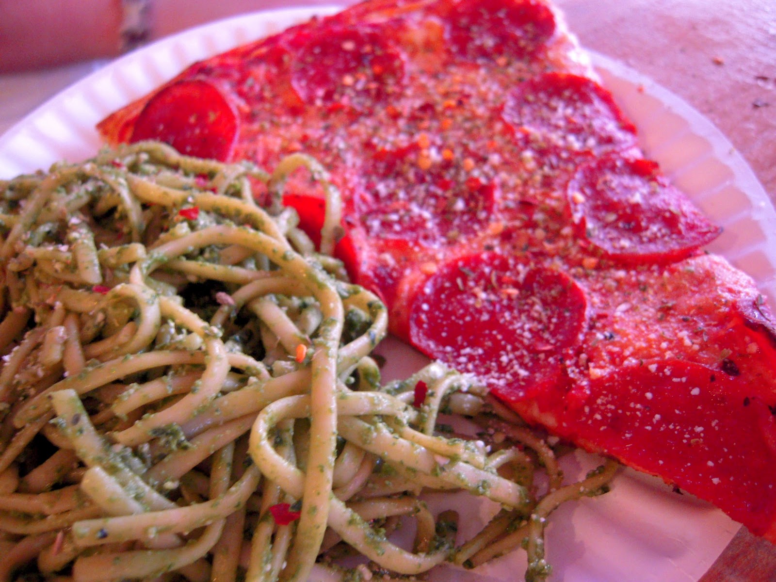 Hard Times Pizza- Pepperoni, Cheese slice, Chicken curry pasta salad, ... Harrold Perrineau is one of the feautures for this week on Black Celebs ...