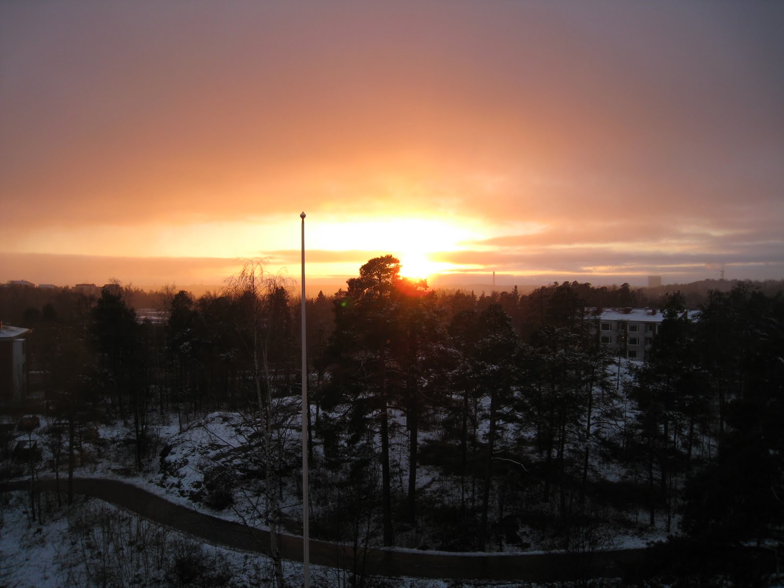 [Helsinki+-+Neve+com+sol+(10).JPG]