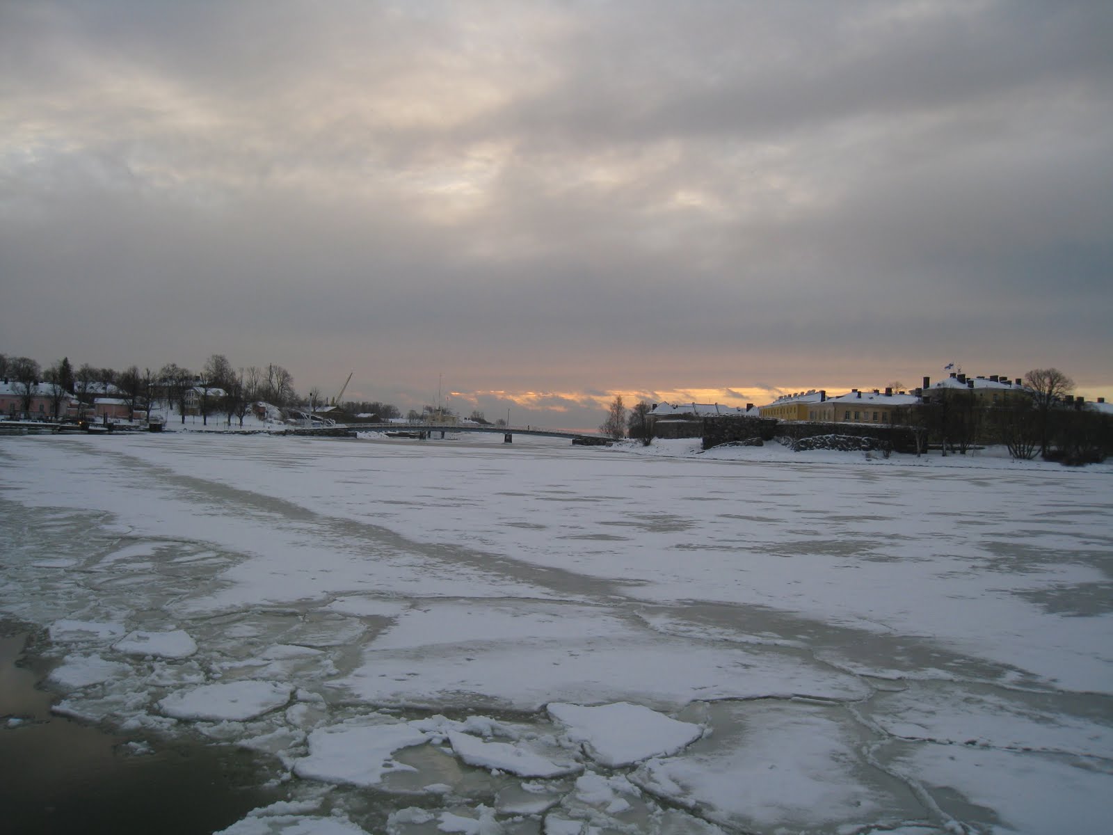 [Helsinki+-+Turismo+com+amigas+(896).JPG]