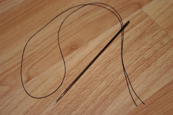 [threaded+needle.JPG]