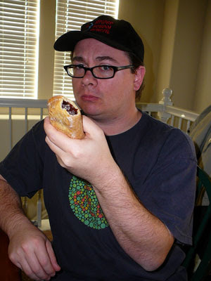 1 Guy, 4 Pies is much more pleasant than 2 Girls, 1 Cup.