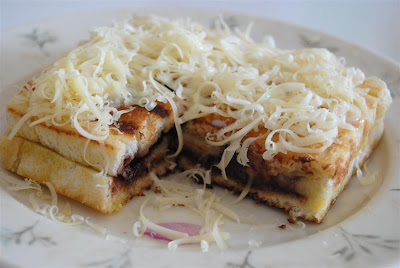 View Gambar Roti Bakar Coklat Keju Images