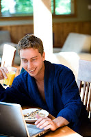 eating in front of the computer